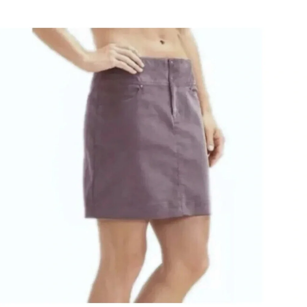 Athleta Vintage Ridge‎ corduroy mini skirt size 8 Lavender